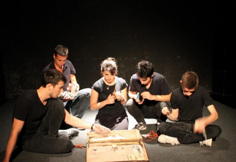 Mostarski teatar mladih u Bugojnu izvodi predstavu 'San o slobodi'